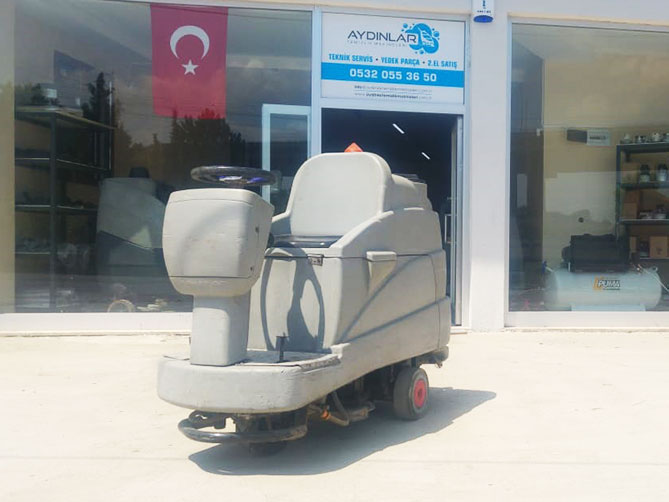 COMAC TRIPLA 65